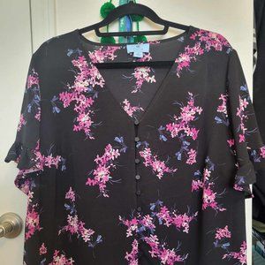 floral blouse